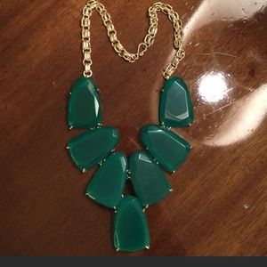Kendra Scott necklace
